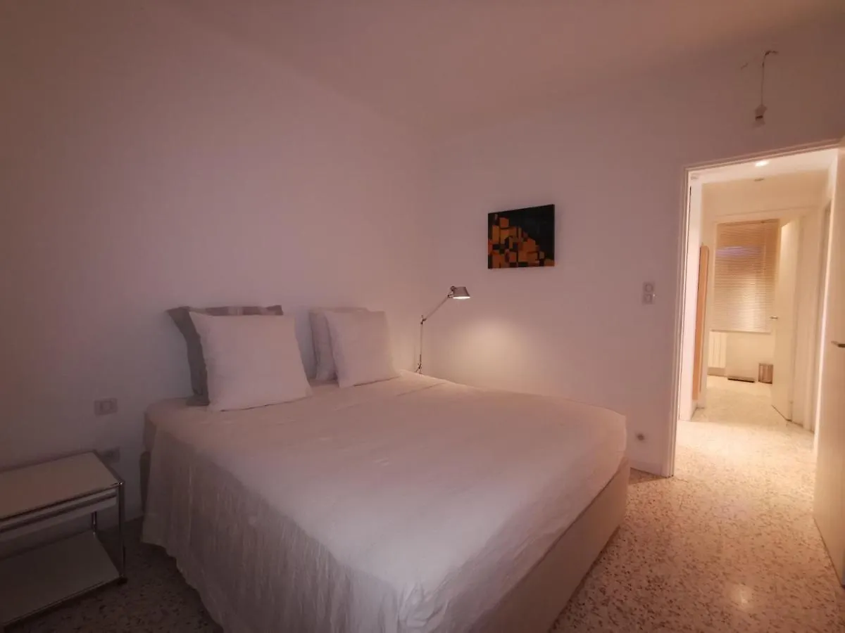 Silence Provence Bed & Breakfast Lardiers France